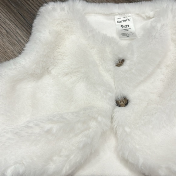 🌈4/25 baby fluffy vest - Picture 2 of 3